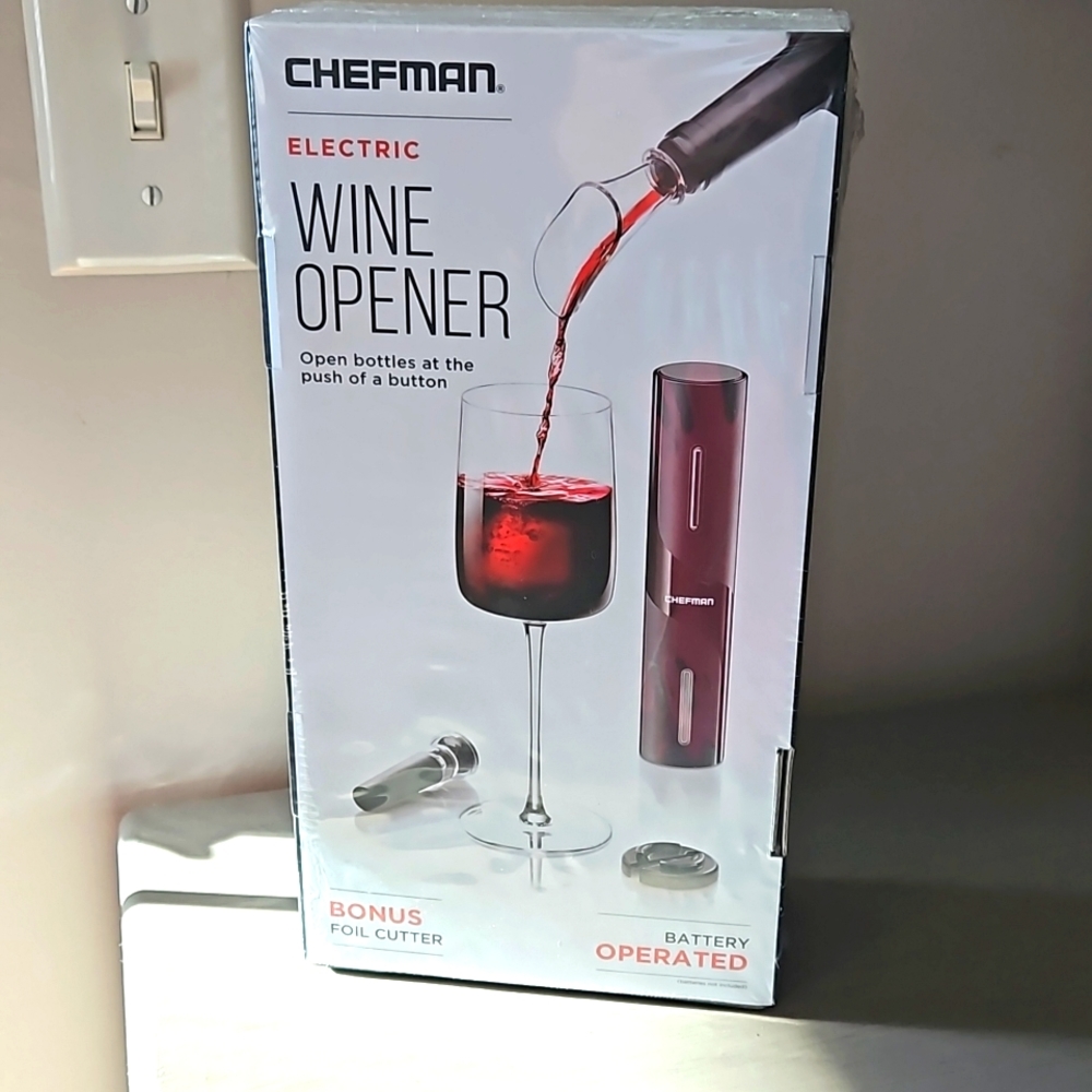 CHEFMAN ELECTRIC WINE OPENER NEW